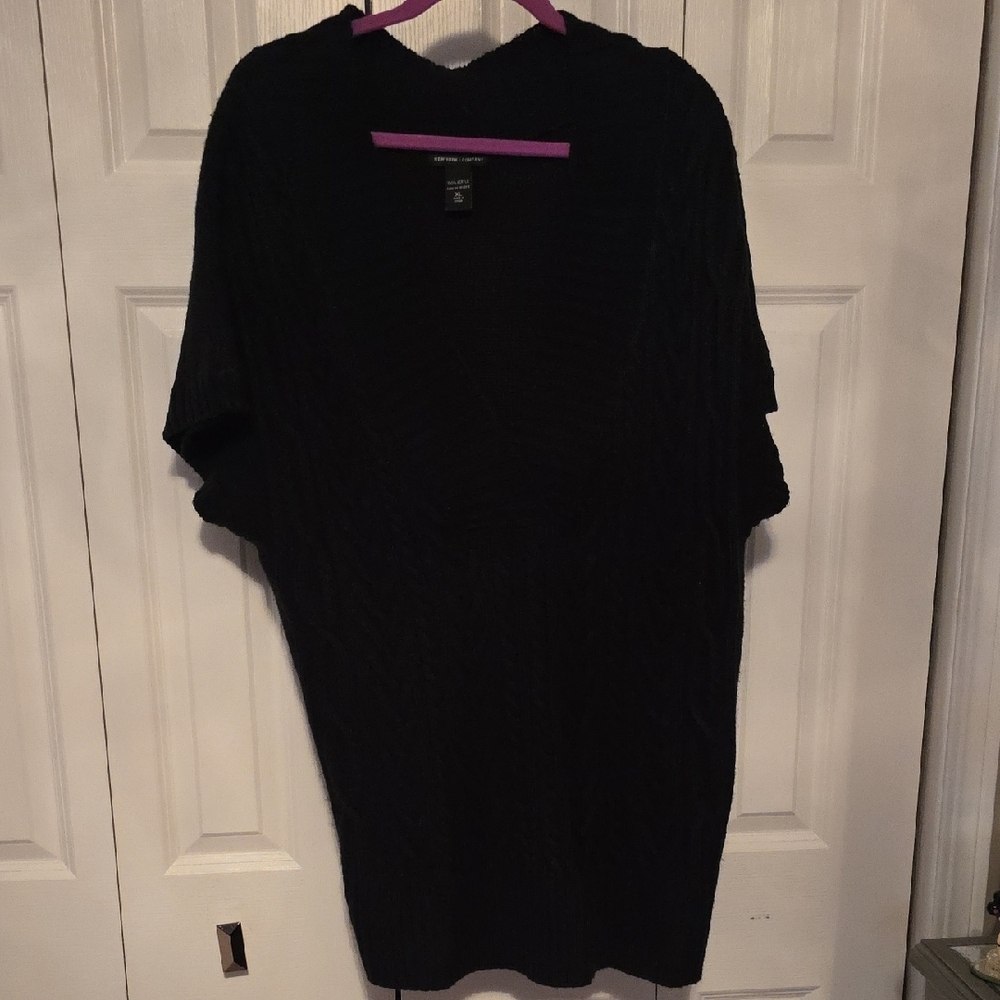 New York & Company Black V-Neck Sweater